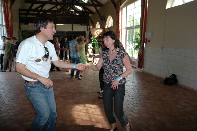 min 2008 05 04 retro rhythm 200